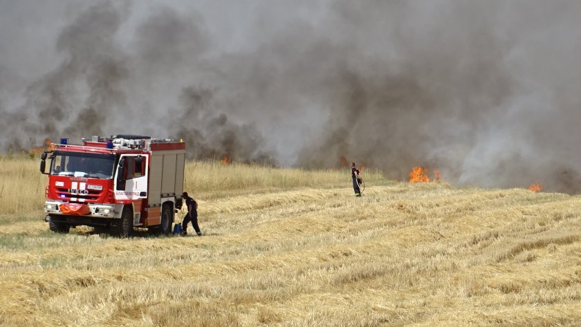 two forest officials died wildfire near sandanski another one hospital