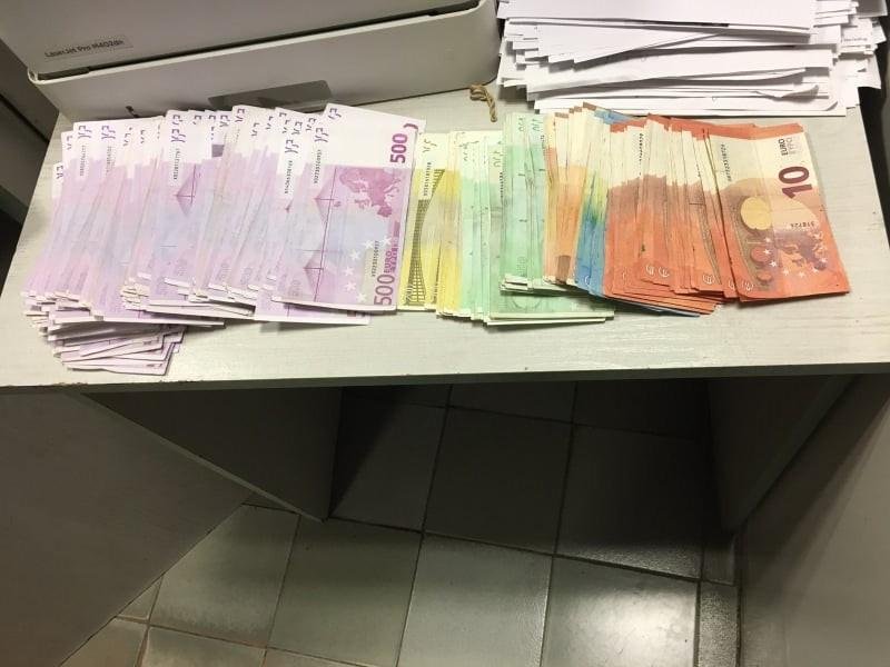 bulgarian customs seized more than half million undeclared currency kapital andreevo border crossing