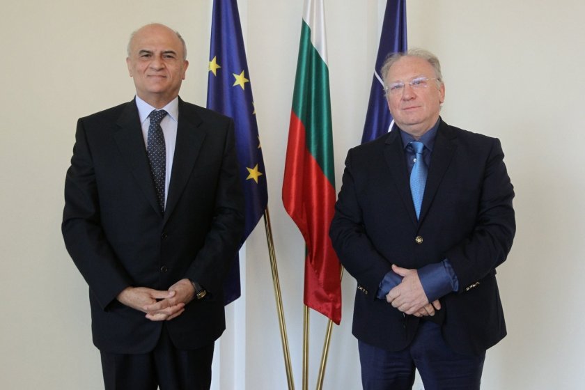 expect clear guarantees implementation agreement rnm said minister stoev meeting greek ambassador