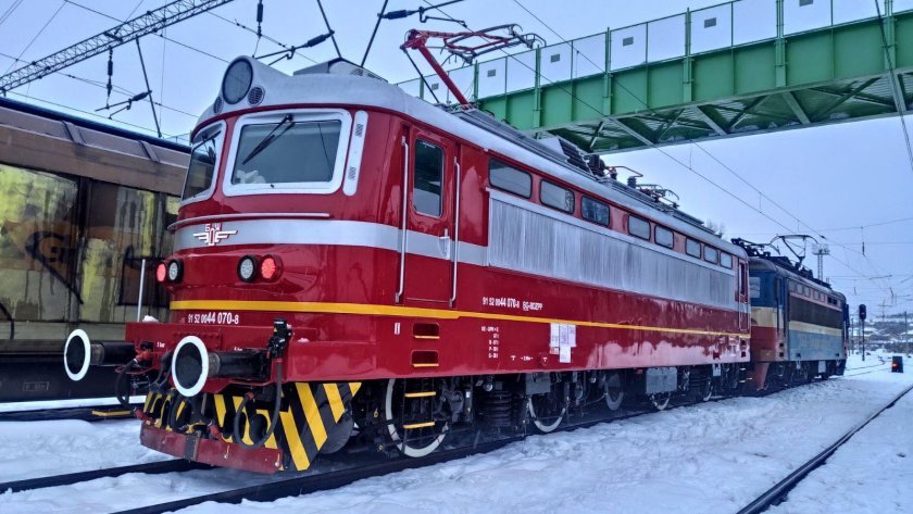 bulgarian railways services merge into one company