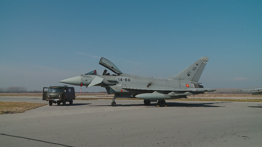 defence ministers bulgaria spain inspection ldquograf ignatievordquo air base