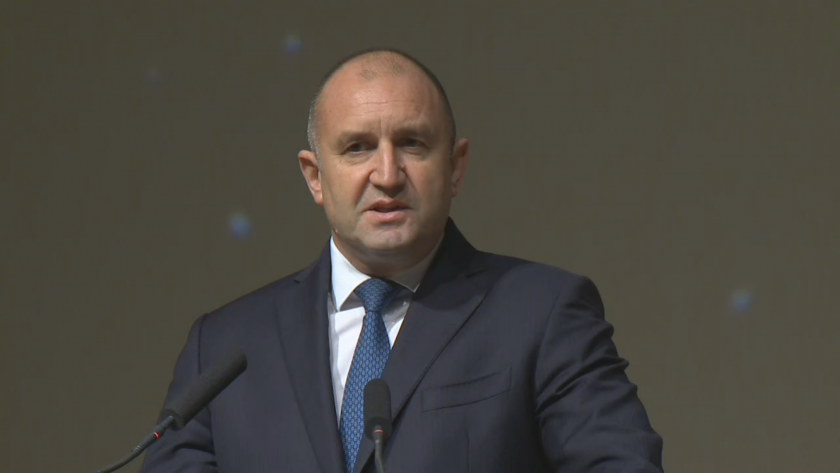 president radev pandemic shows bulgarian healthcare model needs transformation