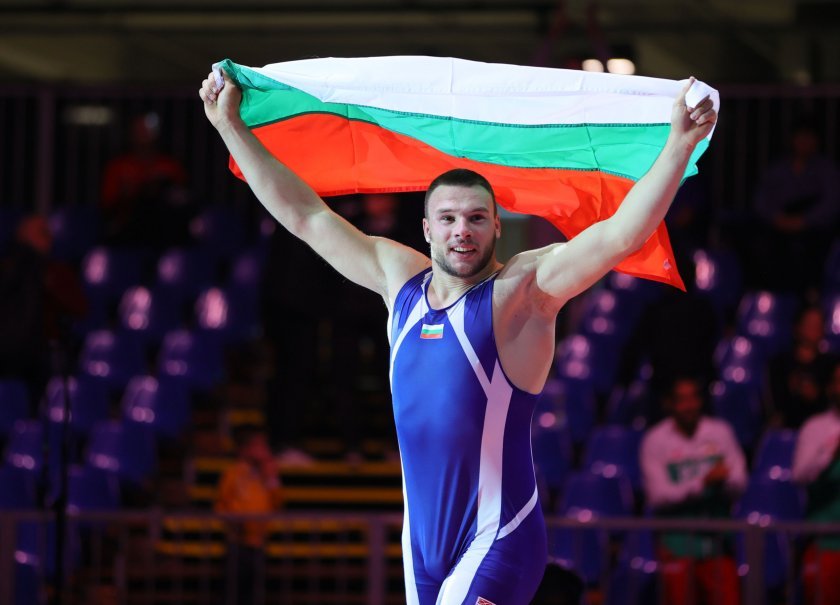 Кирил Милов спечели златен медал на ЕП по борба