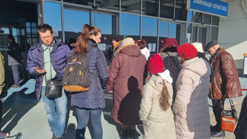 nearly 50000 ukrainians have far stayed bulgaria over registration points temporary protection