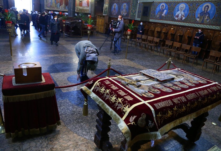 bulgarian orthodox church marks good friday