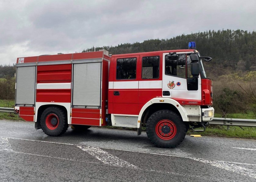 three dead after train crashed into lorry level crossing near gara oreshets