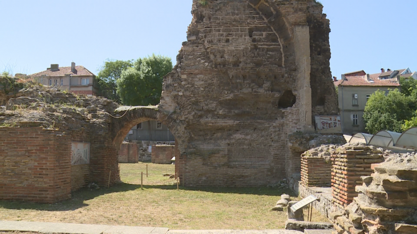 The Roman Thermal Baths in Bulgarian coastal city of Varna are crumbling