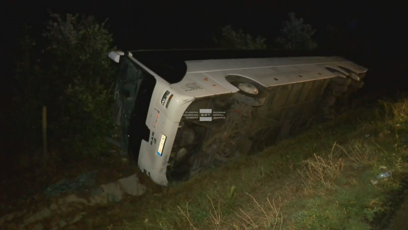 serbian bus carying children crashed trakia motorway update