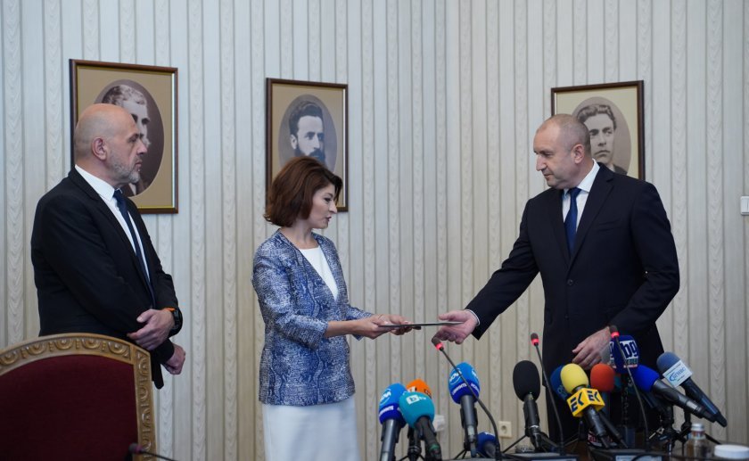 gerb udf returned second mandate bulgarian president radev start consultations tomorrow