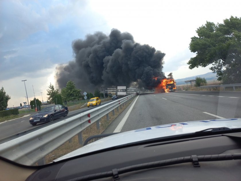 bus caught fire burgas exit trakia motorway