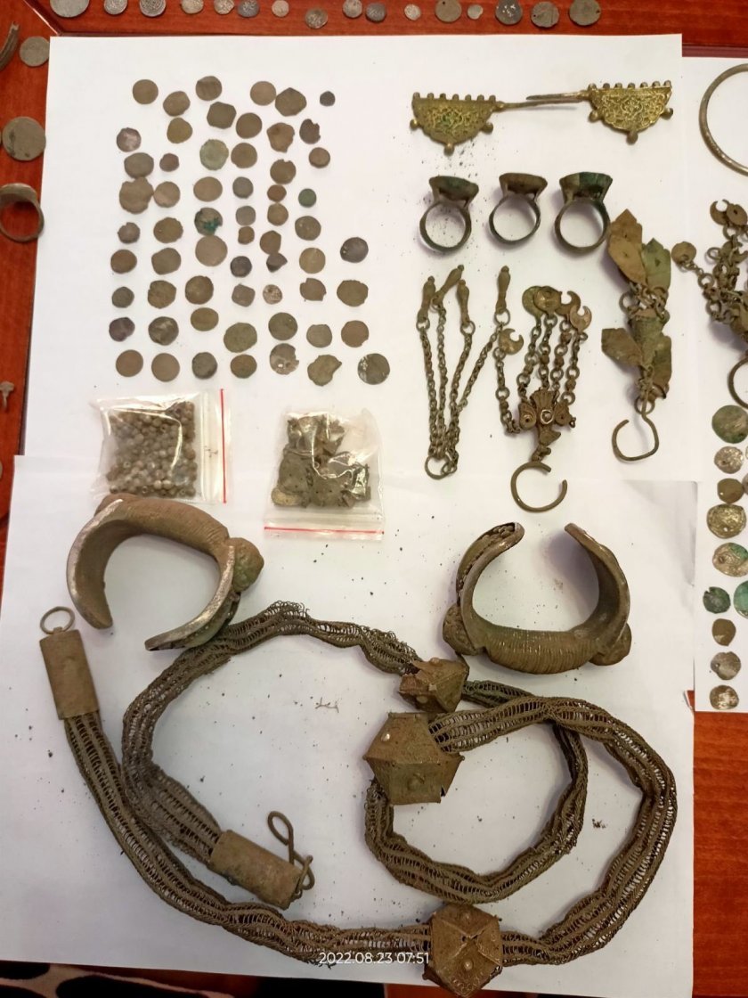 large amount antiques seized seaside village near pomorie