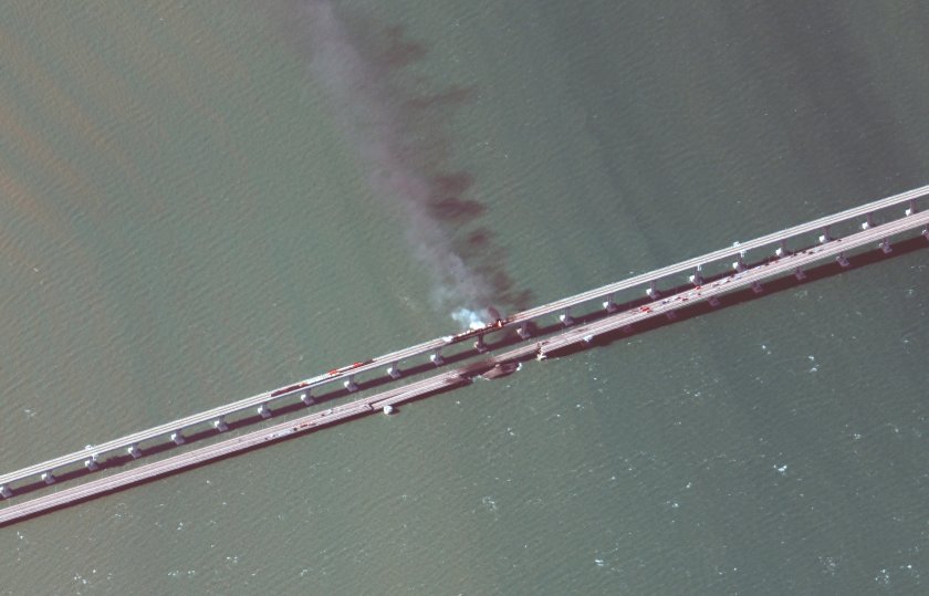 lorry exploded crimean bridge drove though bulgaria russiarsquos investigative committee says