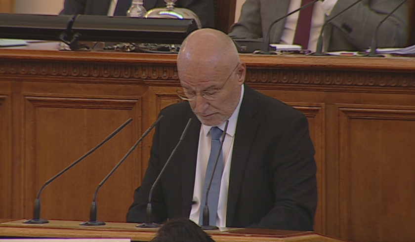 Central Bank's Governor to Parliament: Bulgaria is seriously delayed in implementing the euro adoption plan
