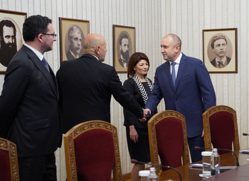 president radev gerb udf first mandate holder viewed great hope forming government