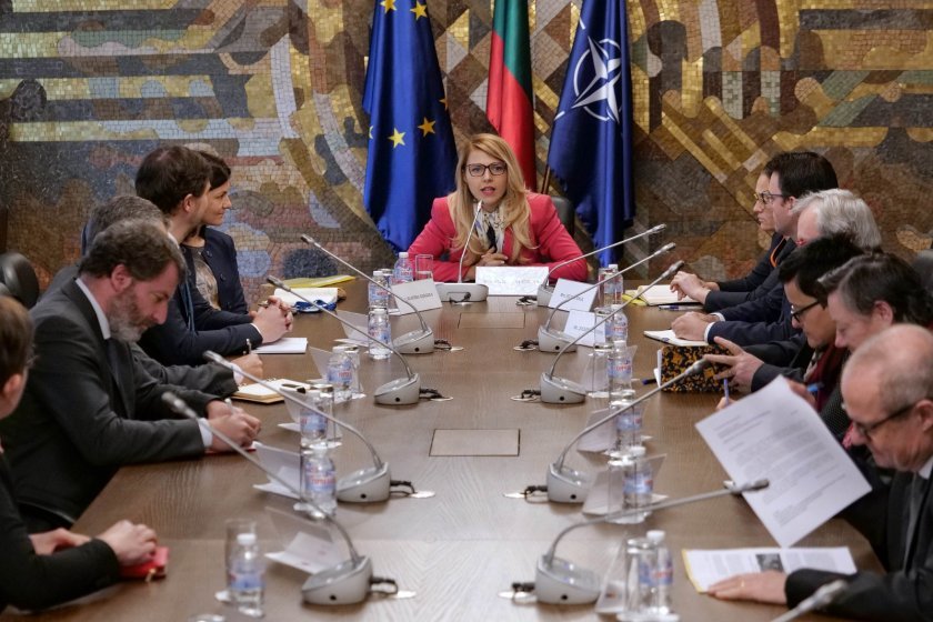 deputy foreign minister meets schengen diplomats