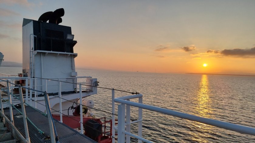 way antarctica bulgarian research ship crossed dardanelles