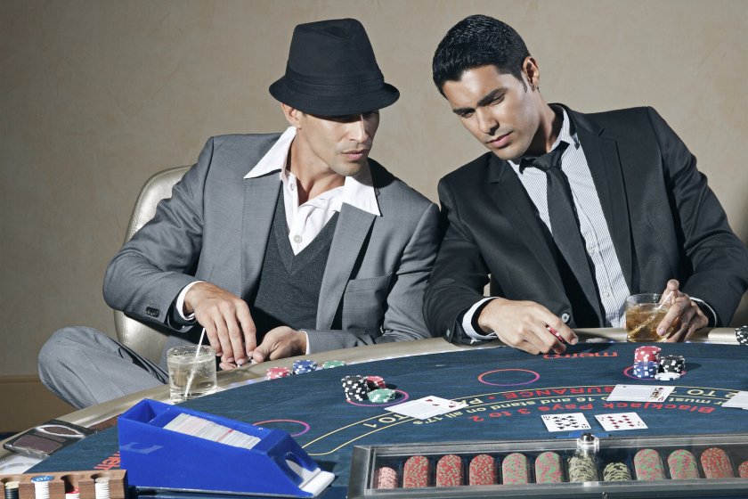Какво е хазартна зависимост и как да се предпазим от нея