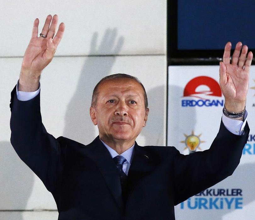 Политическият климат в Турция преди общите избори - ще успее ли Ердоган да запази властта