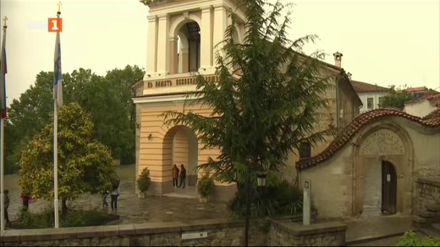 Катедралният храм "Успение Богородично" в Пловдив