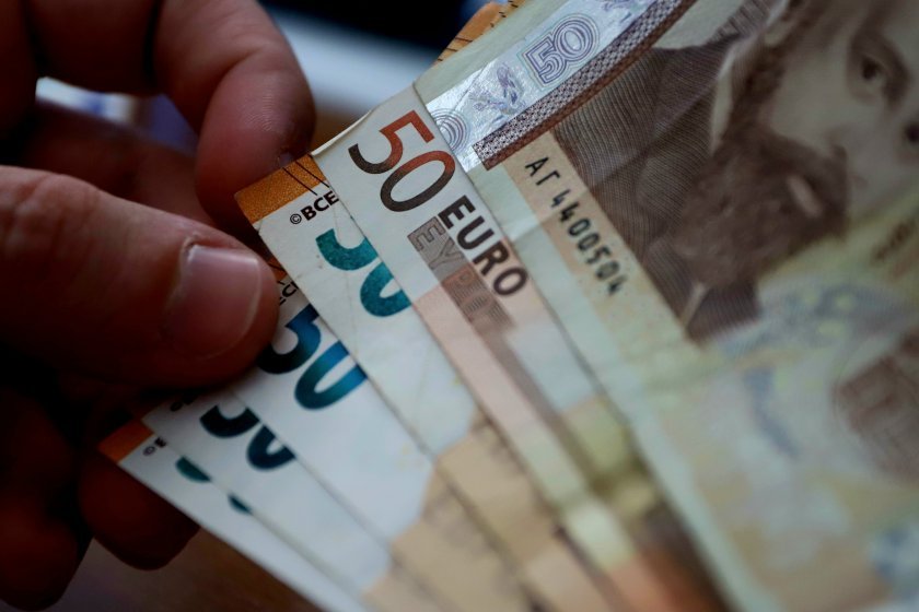 Bulgaria is in talks for the introduction of the euro as a parallel currency