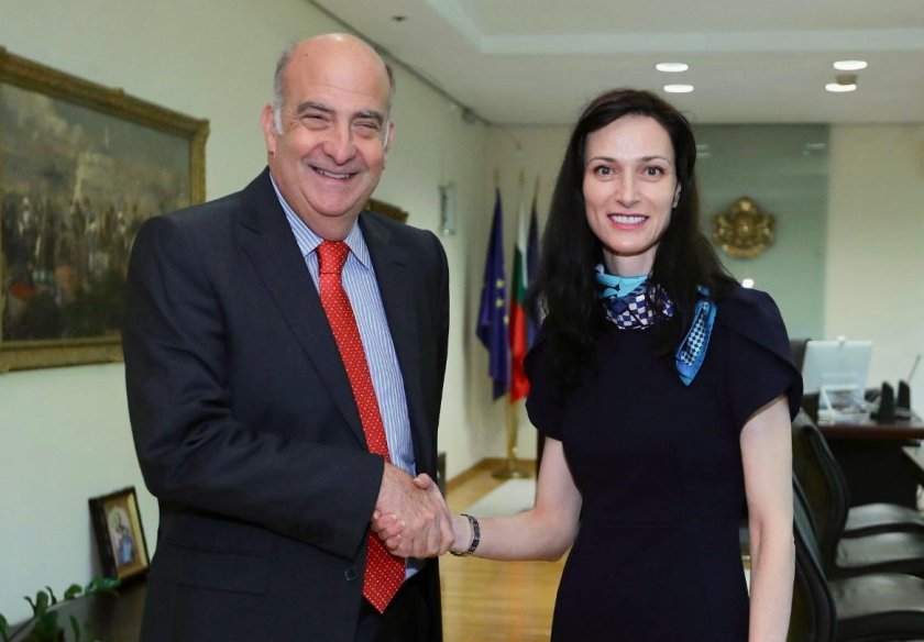 Bulgaria’s Foreign Minister Mariya Gabriel met with US Ambassador Kenneth Merten