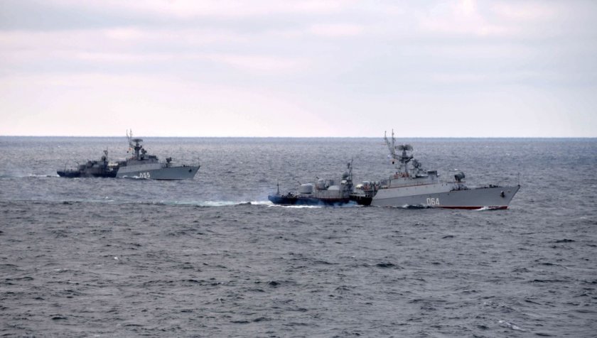 След срещата Денков-Зеленски: Как България помага за сигурността в Черно море