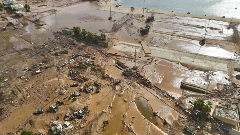 Хиляди жертви от наводнението в Либия - възможна ли е помощ?