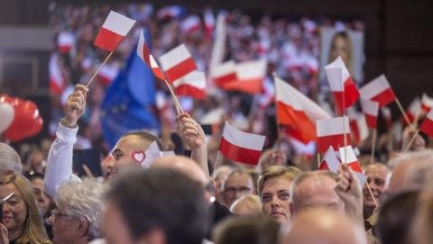 Имат ли шанс десните консерватори пак да управляват Полша