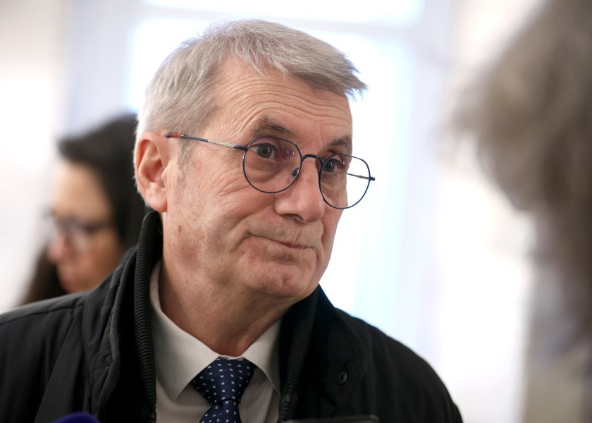 Health Minister prof. Hinkov will leave the government after the rotation
