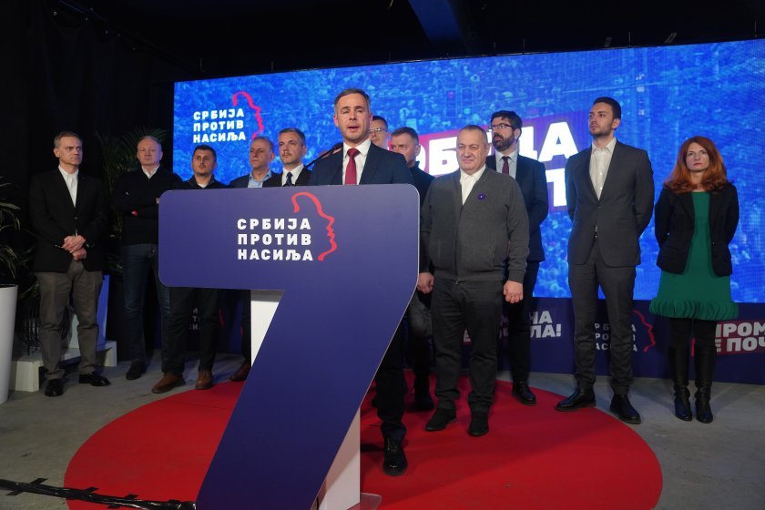 Защо опозицията в Сърбия иска анулиране на изборите?