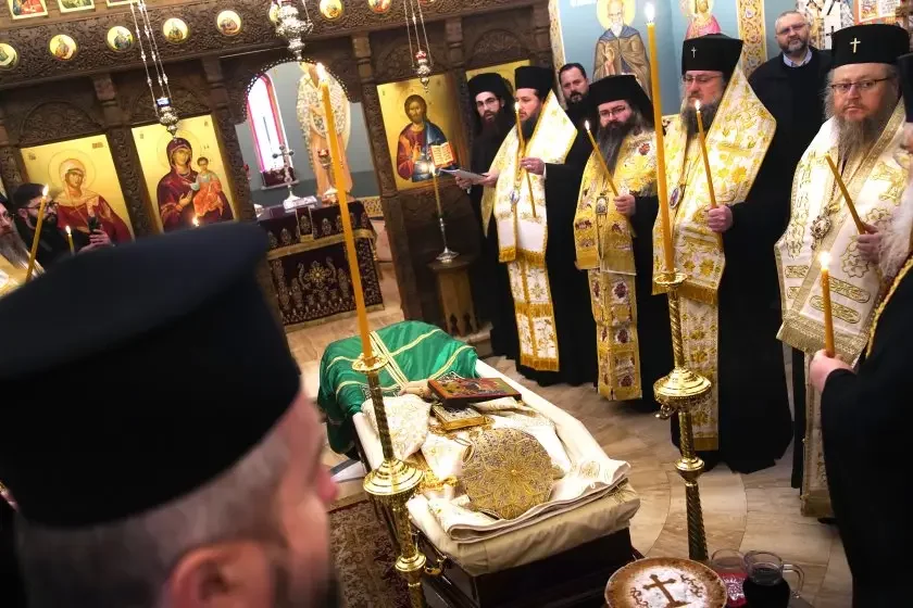 Clergy from the Sofia Metropolis bowed before the mortal remains of Patriarch Neophyte in the Church of "St. Marina"