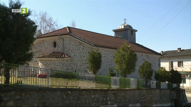 Църквата в симитлийското село Градево