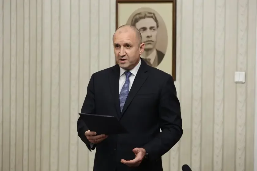 President Radev will not withdraw the decree proposing that Parliament elect GERB-UDF's PM designate