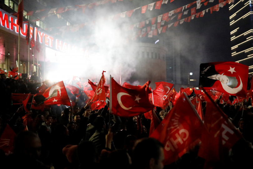 Опозицията спечели местните избори в Турция