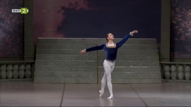 Среща с Денис Черевичко: От балетното училище в Донецк през Мюнхен до сцената във Виена