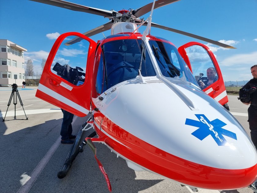 Успешна първа мисия на българския медицински хеликоптер