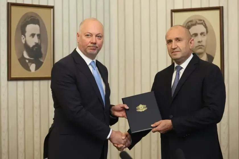 Bulgaria’s President handed over the first mandate to seek to form a government to GERB-UDF