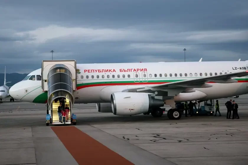 Second flight of the government aircraft on its way to evacuate Bulgarians from Lebanon