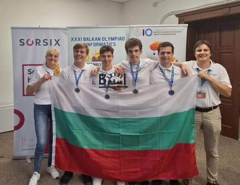 Bulgarian students won three gold and one silver medal at the Balkan Olympiad in Informatics