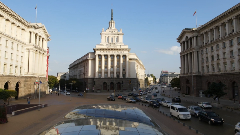 Началото на политическия сезон - анализът на Емилия Милчева и Стойчо Стойчев