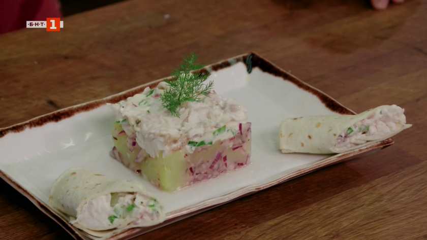 Лазаня с палачинки и спанак и картофена салата с риба