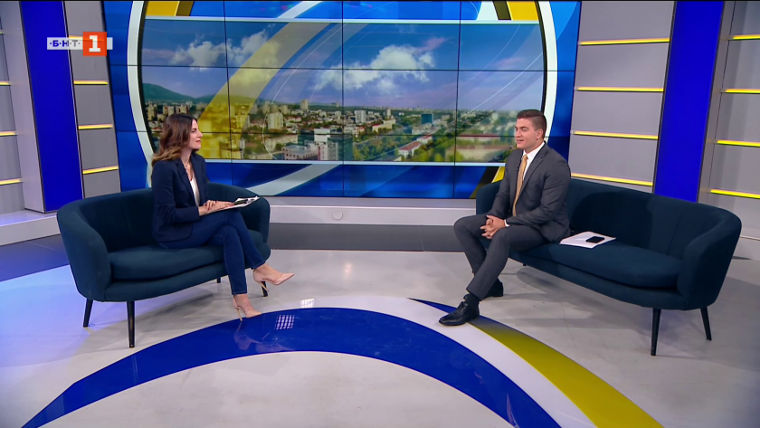 Кога напускат дома младите хора