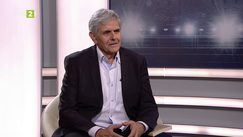 “Петата посока”: Момчил Карамитев преди и след киното