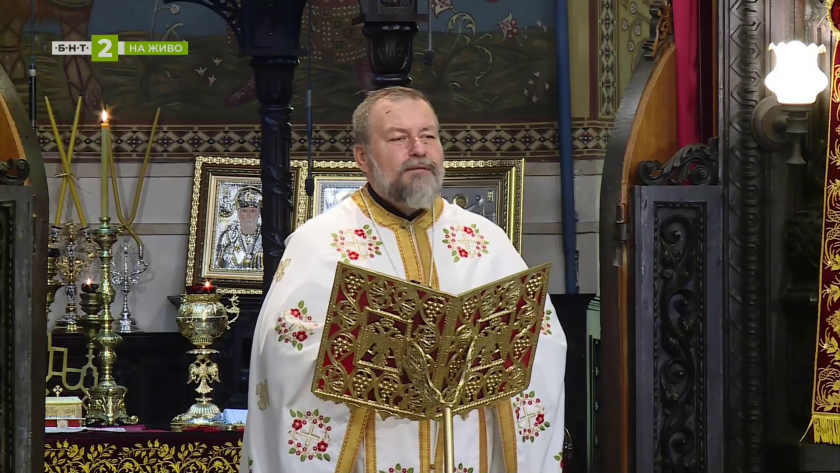 Неделна литургия - 19.10.2025