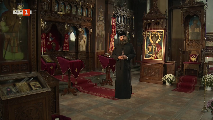 Храм „Свети Вмчк Георги“ в град Костенец