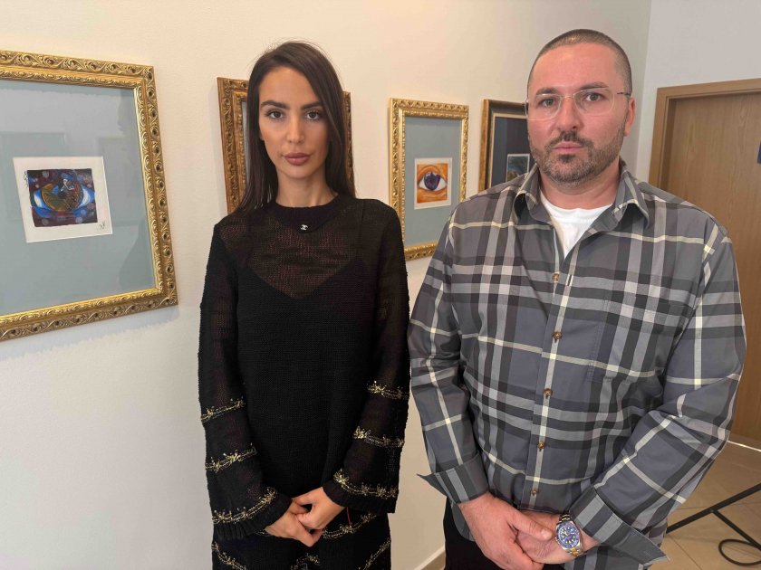 Сияна вдъхновява с изкуство и доброта