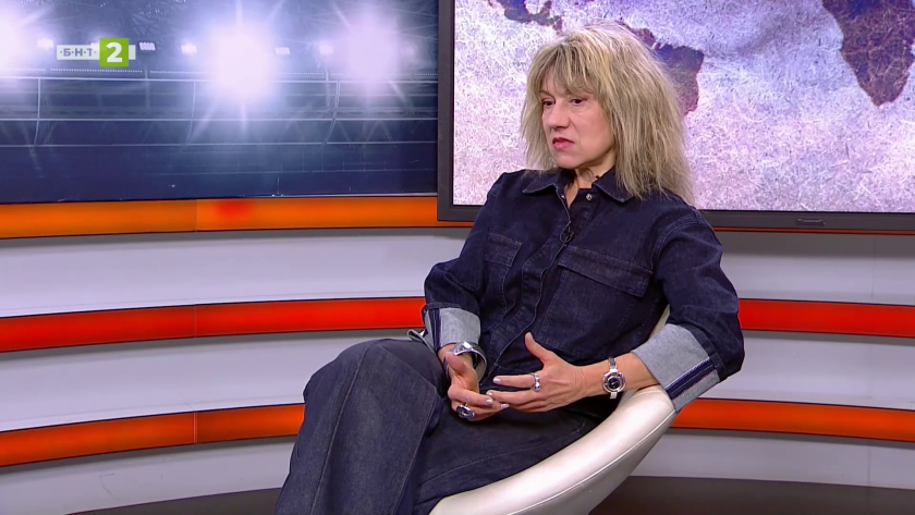 Петата посока: Амелия Личева