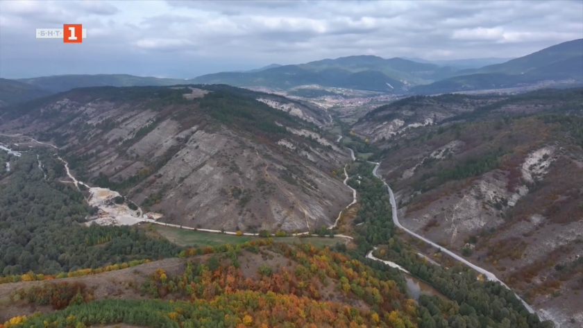 По Места до Неврокопското поле