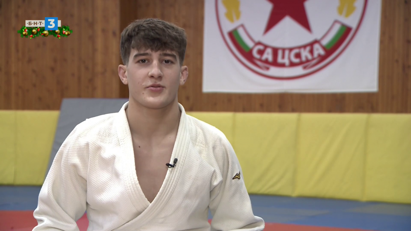 Преслав Николов в "Аз съм..."