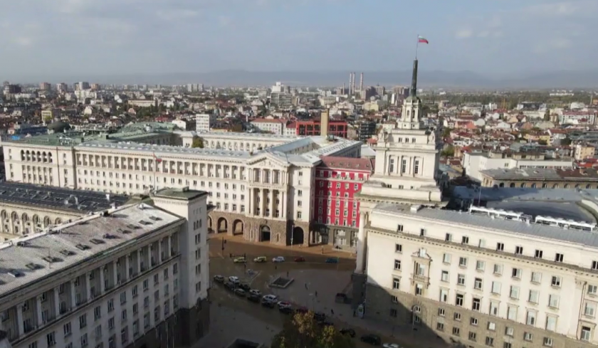 Протестите и властта - как ще се пренареди политическата карта и кой ще спечели от кризата, 12.12.2025